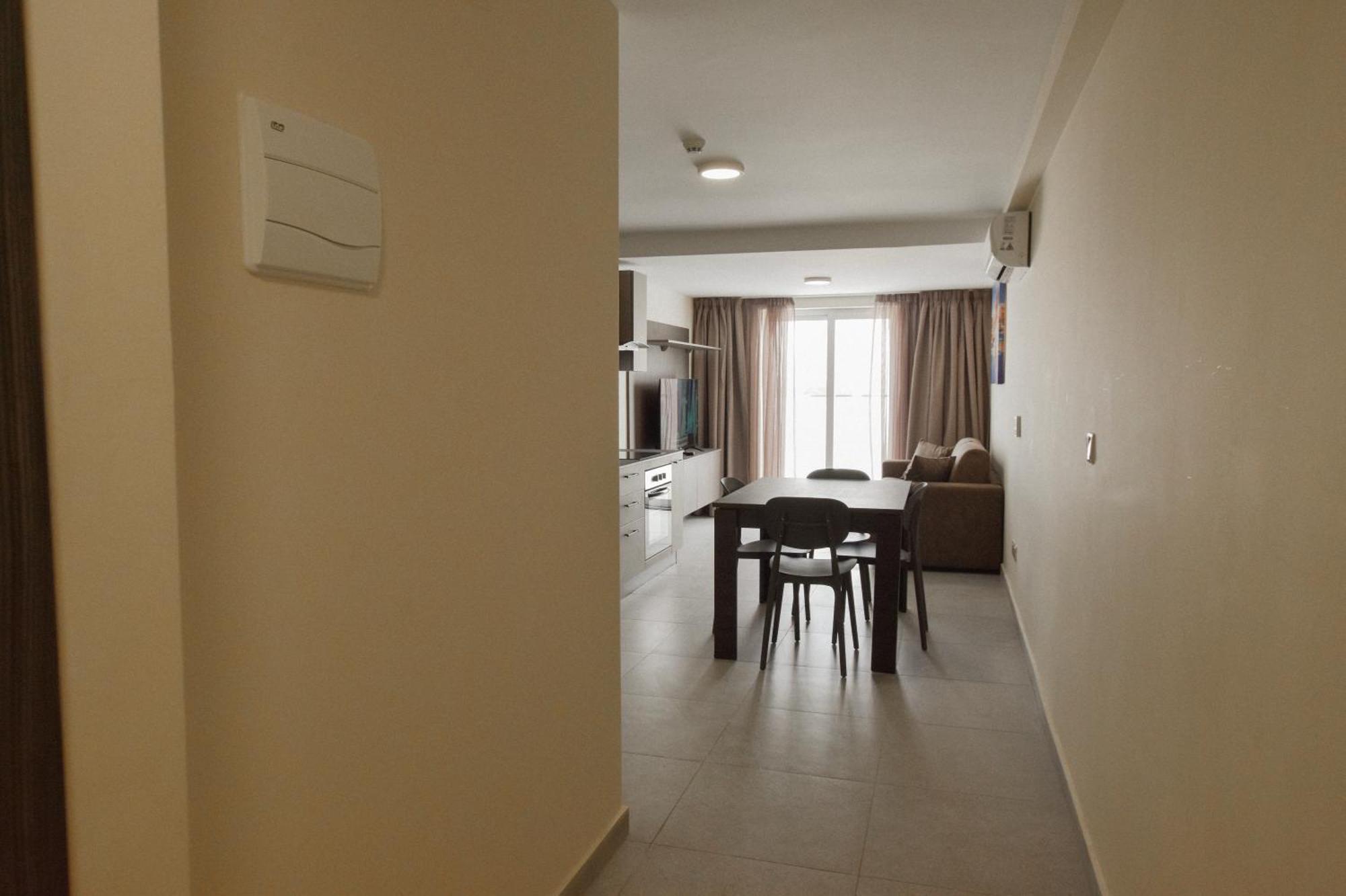 51Hh Apartments Gzira Luaran gambar