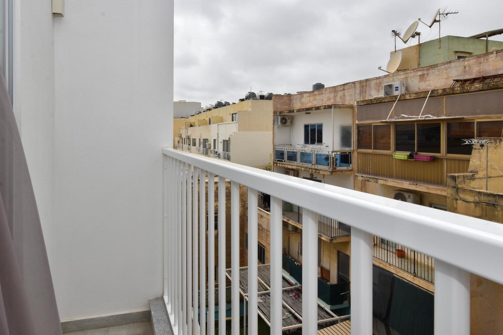 51Hh Apartments Gzira Luaran gambar