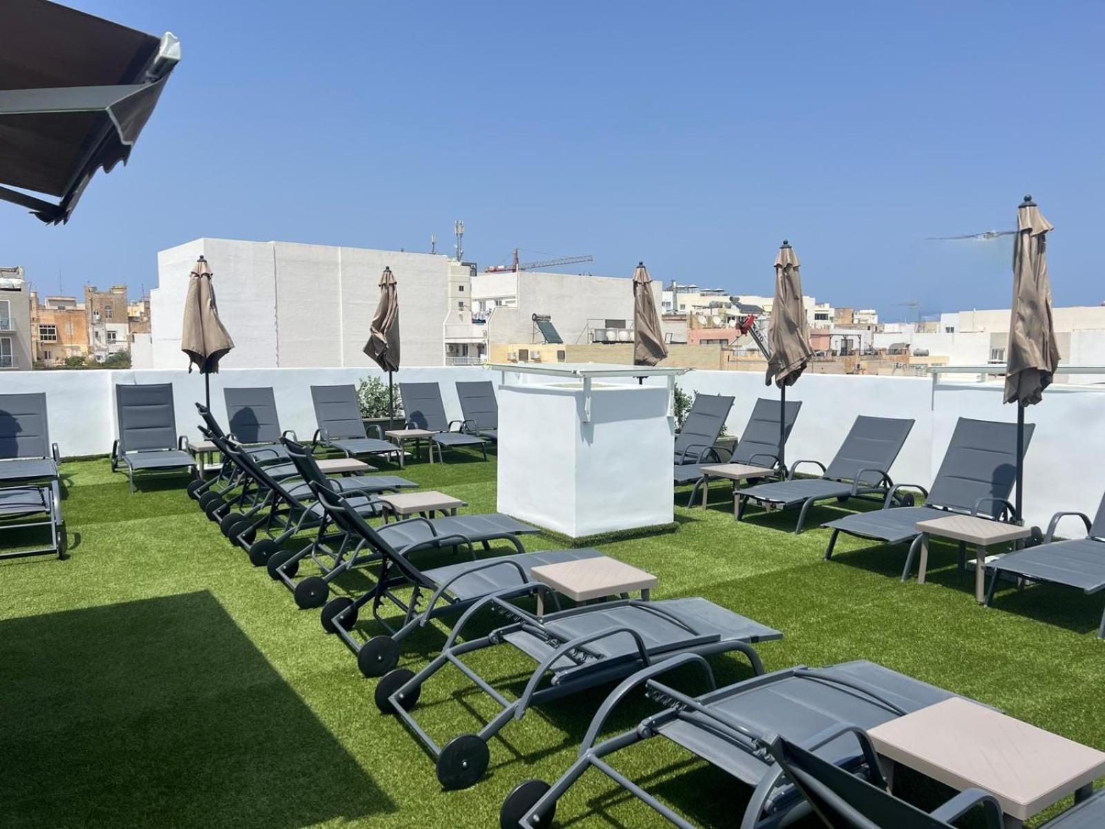 51Hh Apartments Gzira Luaran gambar